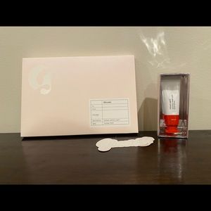 Glossier G Pal Scarf and Cloud Paint